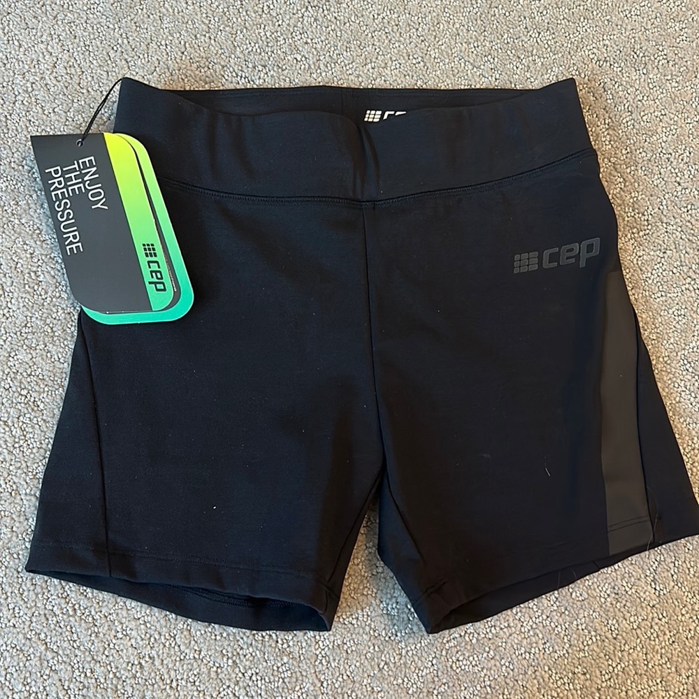 CEP women’s compression shorts - size small